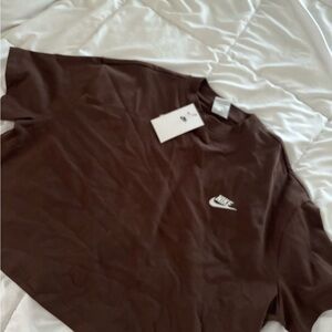 Nike Women's boxy oversized cropped tee 100% cotton